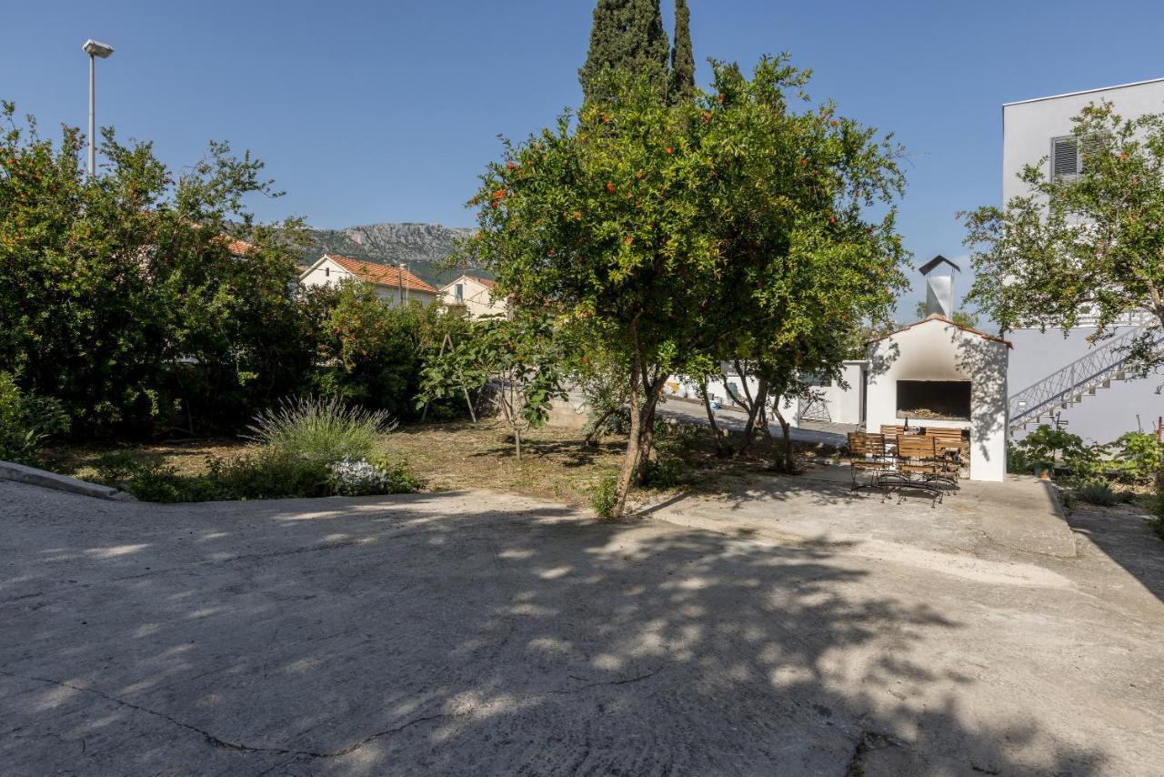 Apartment Lamaro Kaštela Eksteriør bilde